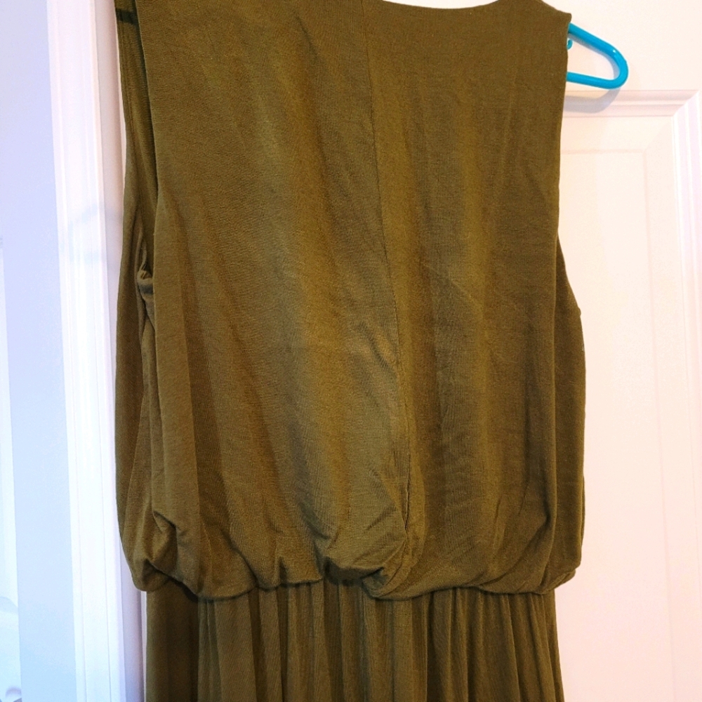 Deep green midi dress